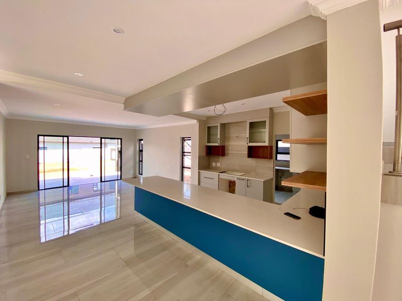 **Luxurious Living at Roodepark Eco Estate** - Photo 7