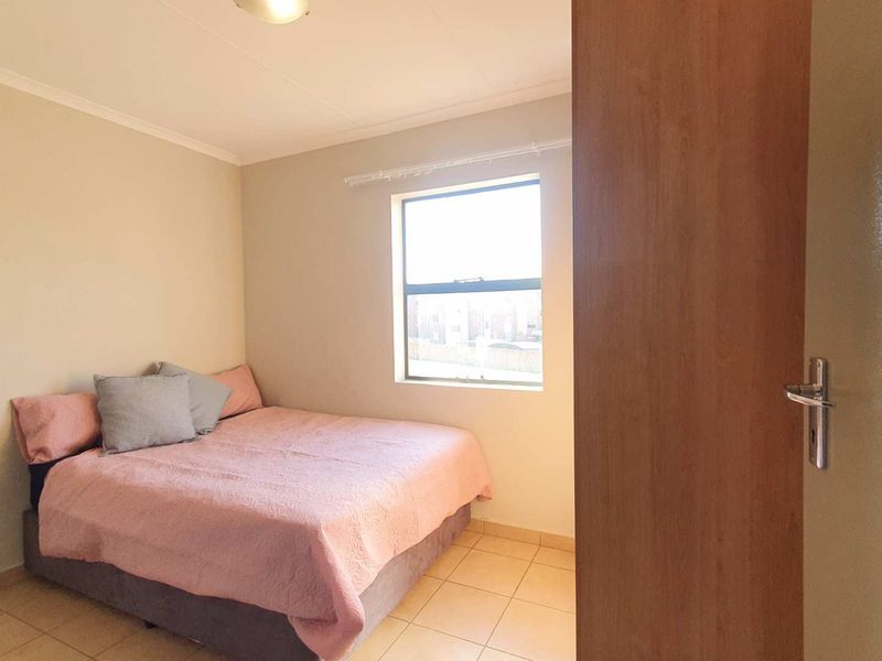 Affordable 2-Bedroom Apartment in Route 82 Village 3 – Convenience at Your Doorstep - Photo 5