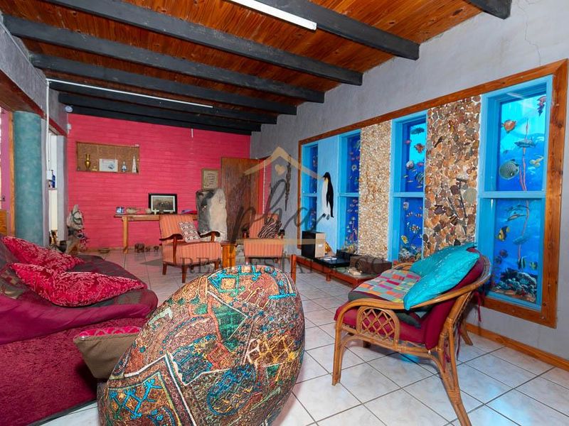 House For Sale In Henties Bay, Ext. 3 (Noord Duin) - Photo 4