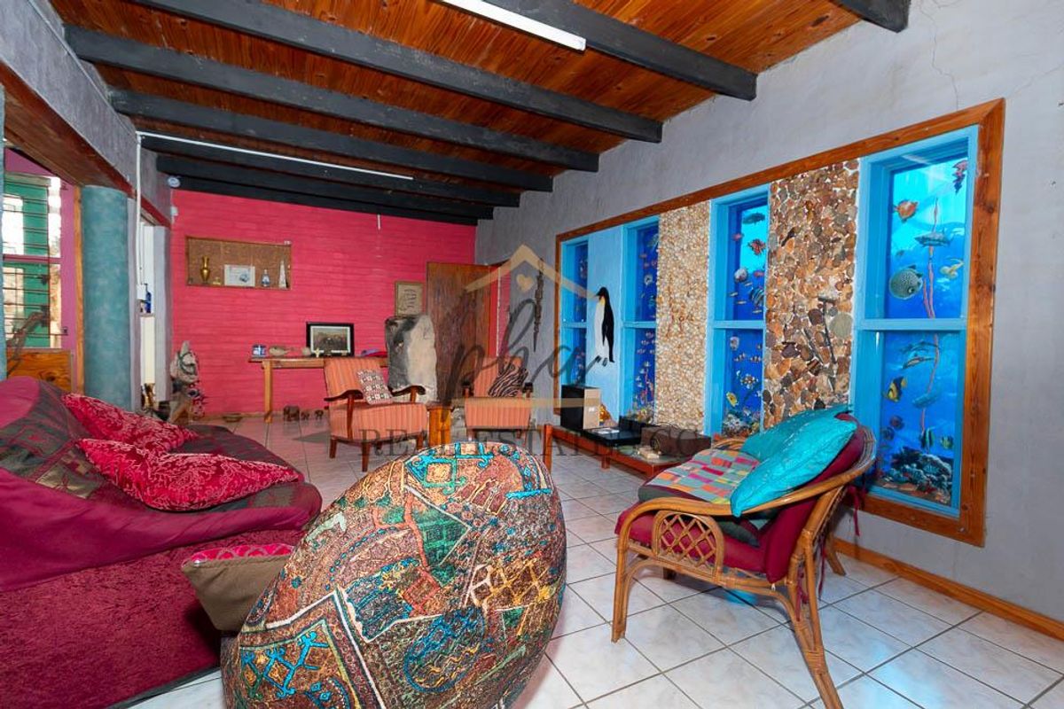 House For Sale In Henties Bay, Ext. 3 (Noord Duin) - Photo 4