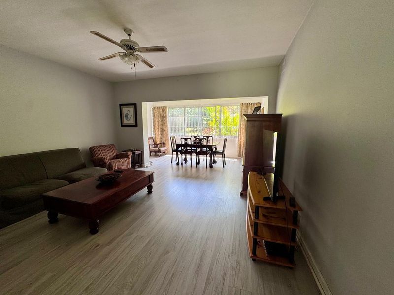 SPACIOUS 2 BEDROOM FLAT in Musgrave - Photo 7