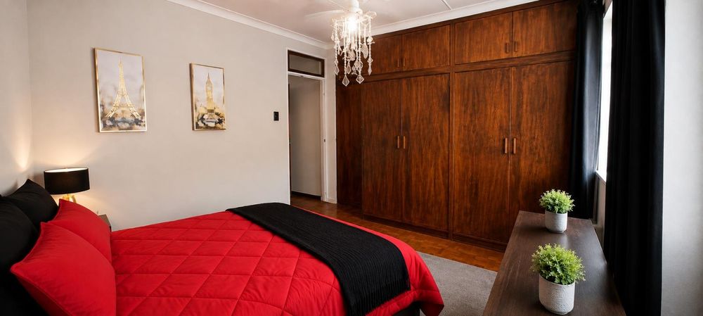 Second bedroom