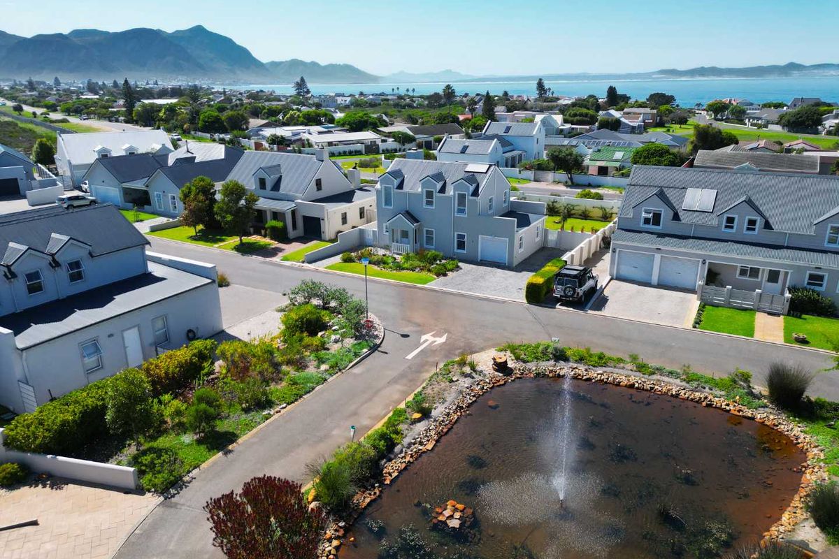 A Coastal Life, Beautifully Framed! - Photo 3