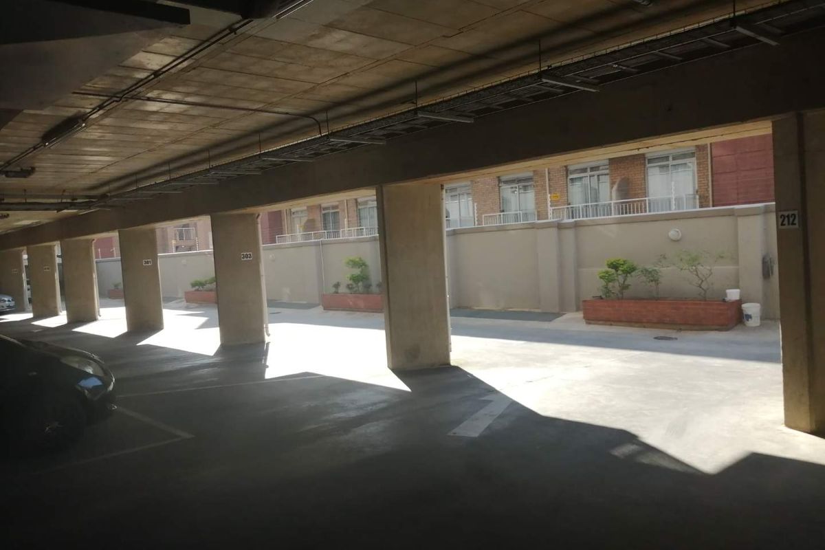 2 Bedroom to rent at Lunnon Crest - Photo 3