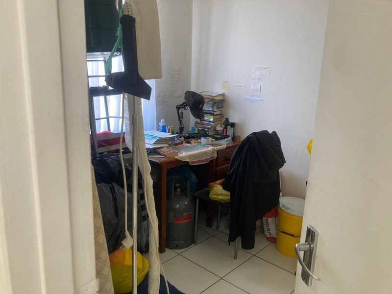 2 Bedroom Apartment / Flat for Sale in Fleurhof. - Photo 9