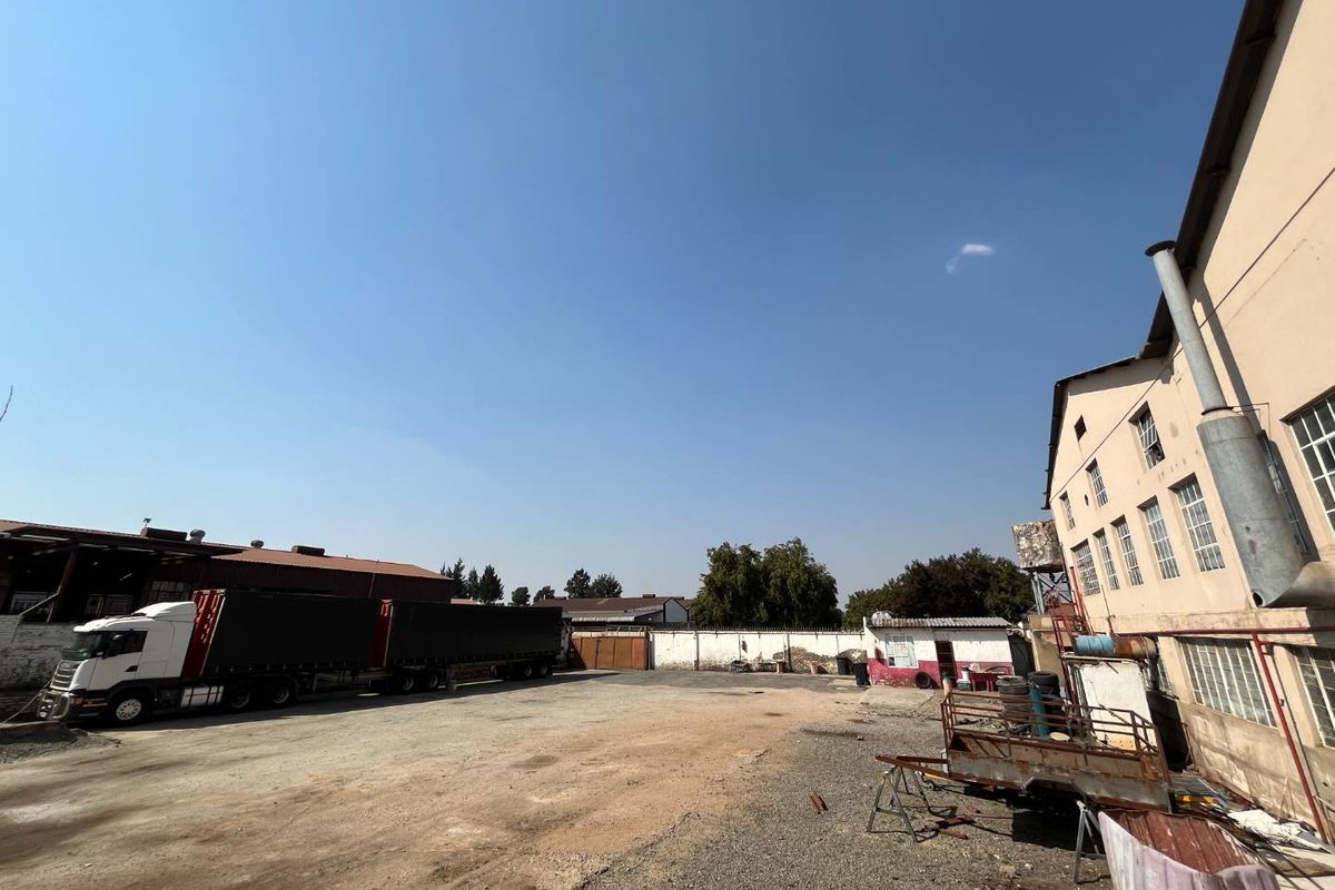 Industrial Land & Warehouse Available - Photo 2