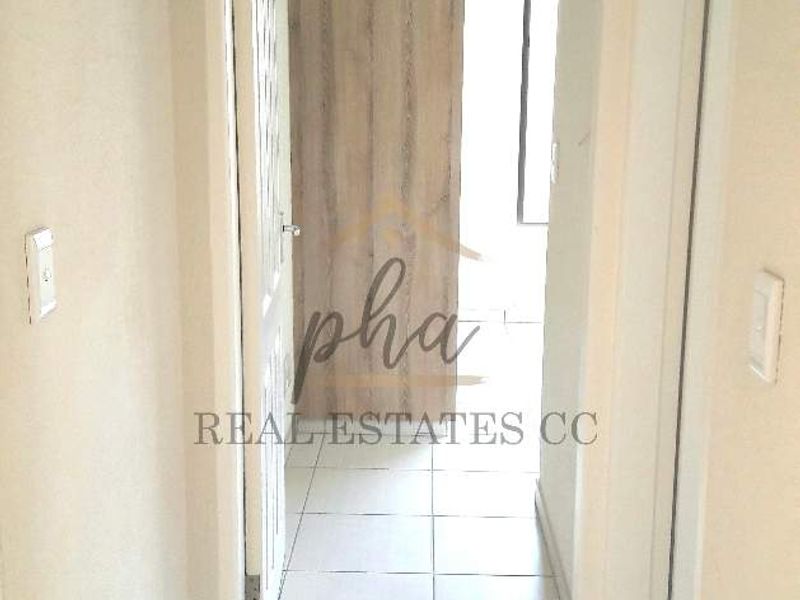 Cosy 3 bedroom Townhouse for sale in Meersig, Walvis bay selling for N$1 360 000.00 - Photo 8