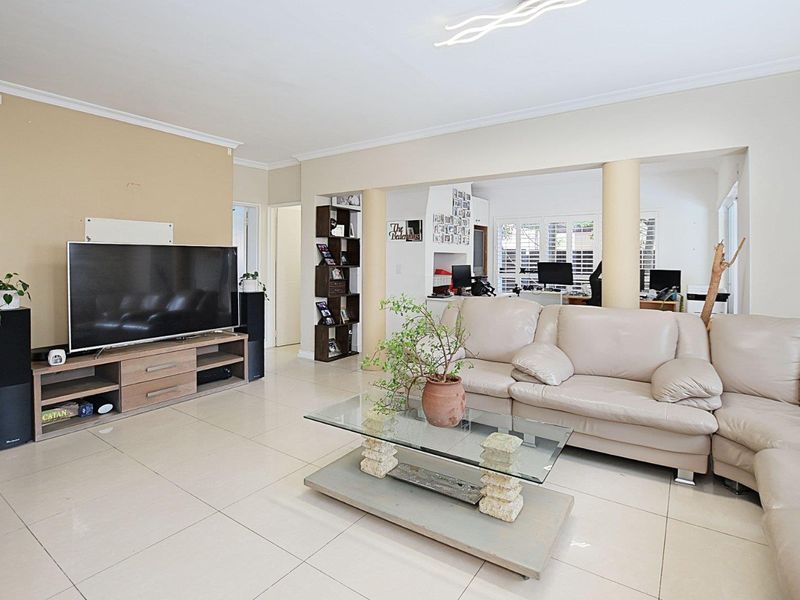 Designed For Living – Perfect Entertaining - Photo 7