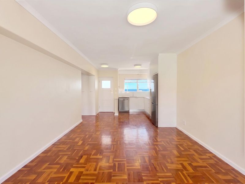 Spacious 1-Bed in Iconic Rapallo - Photo 8