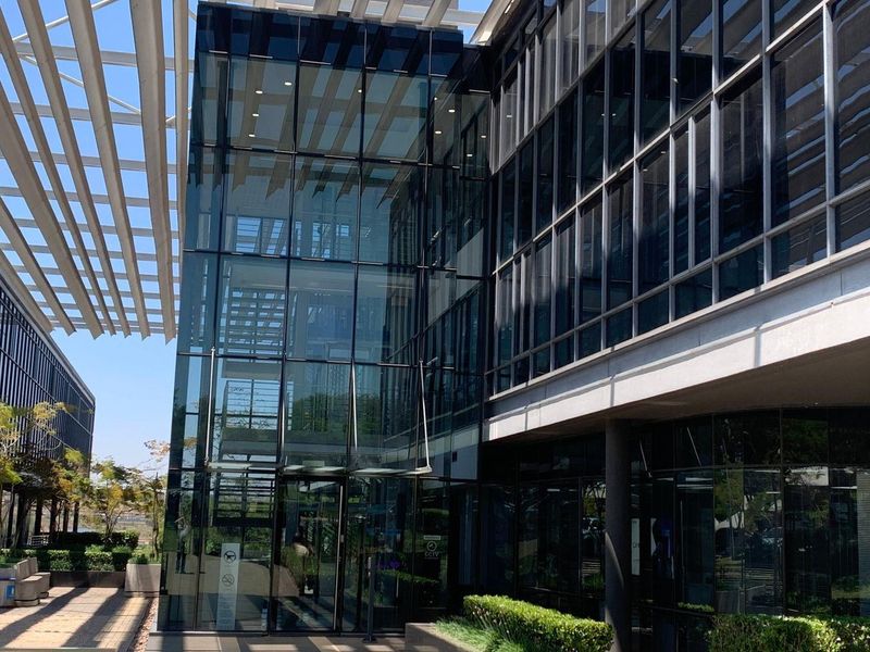 612m2 Woodmead North Offices To Let - Photo 2