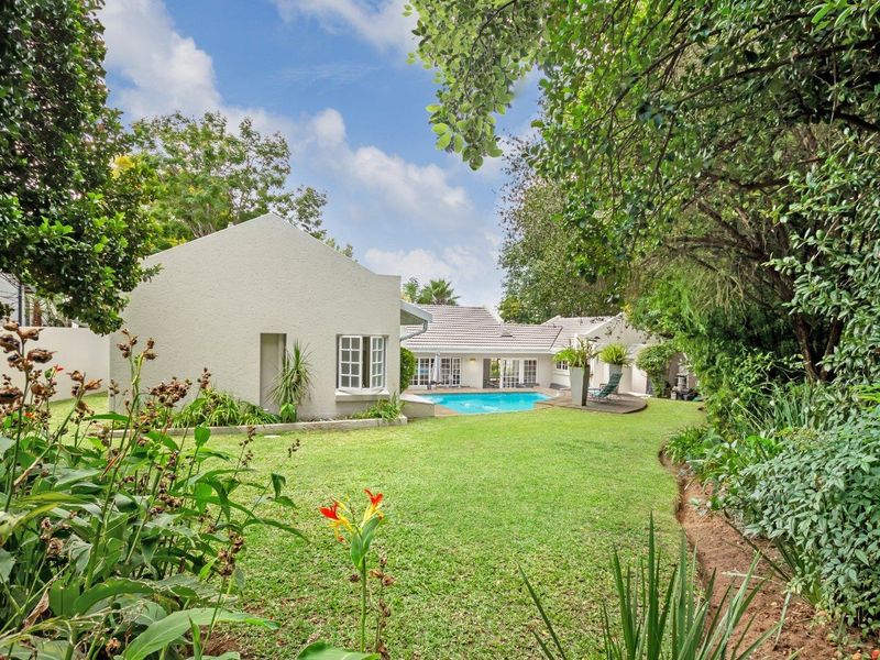 MODERN, STYLISH FAMILY HOME FOR SALE IN FOURWAYS GARDENS - Photo 3