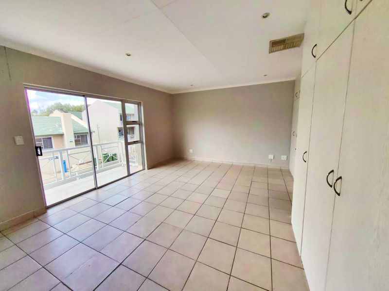 SOLE MANDATE TOWNHOUSE FOR RENT EROS - Photo 8