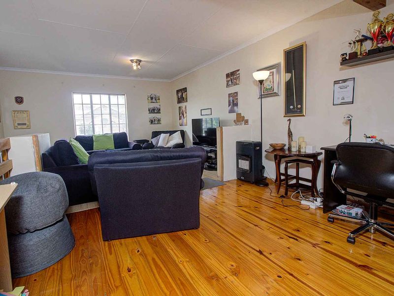 Exquisite Townhouse on a Charming Corner Lot* - Photo 8