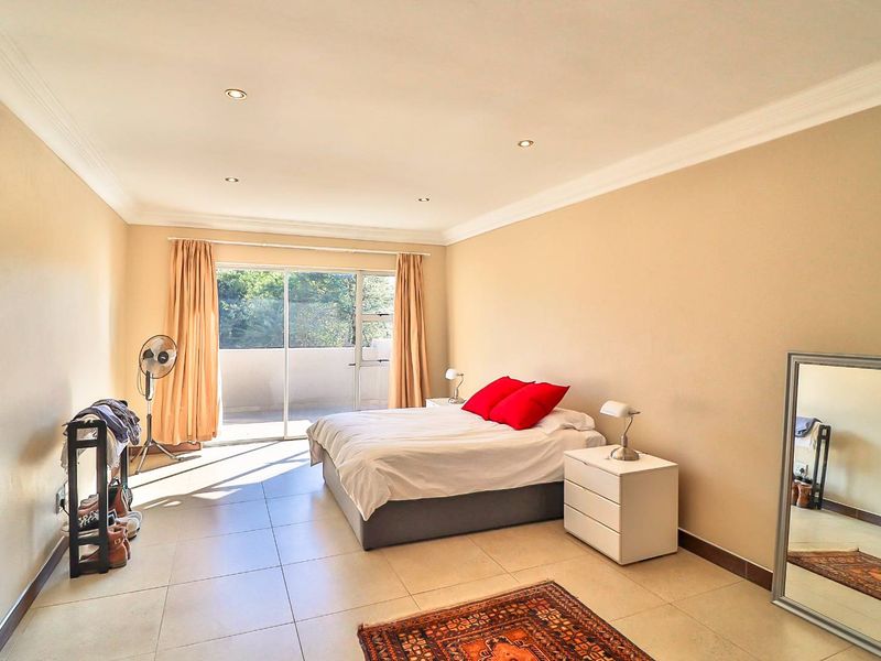 4 FOR THE PRICE OF 1  PLUS A STAND - Photo 9