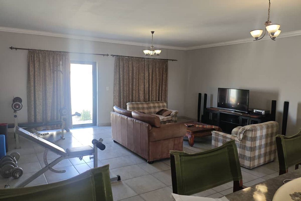 Beautiful House For Sale - Oceanview - Photo 2