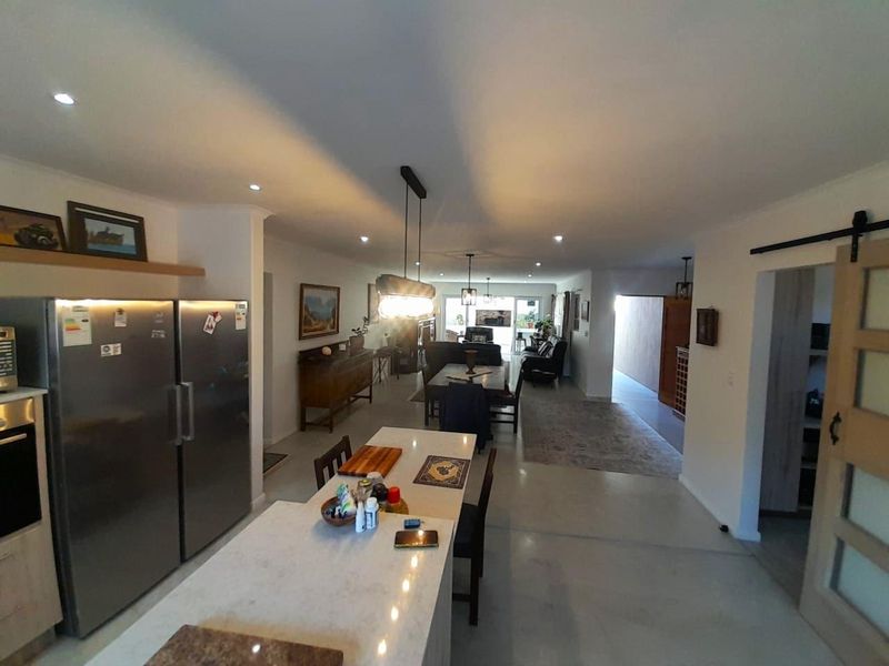 NEW, NEAT AND FRESH FREESTANDING HOUSE! - Photo 4