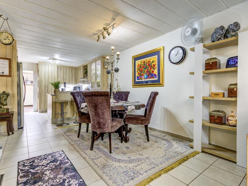 STUNNING DUPLEX IN THE GRENADINES - PET FRIENDLY! - Photo 4