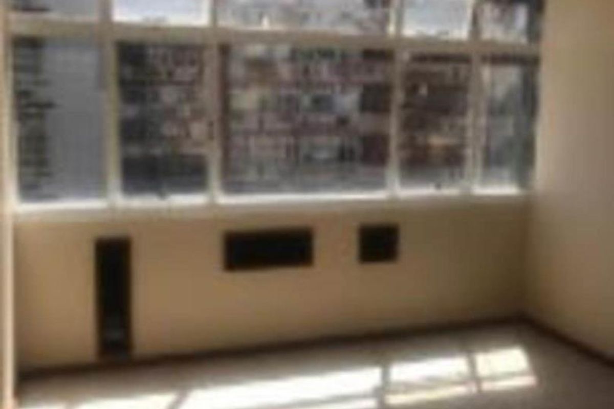 1 Bedroom apartment in Sunnyside - Photo 3