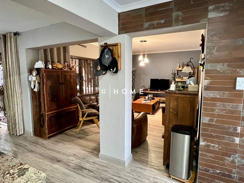 Townhouse for sale in Sports Village - Photo 10