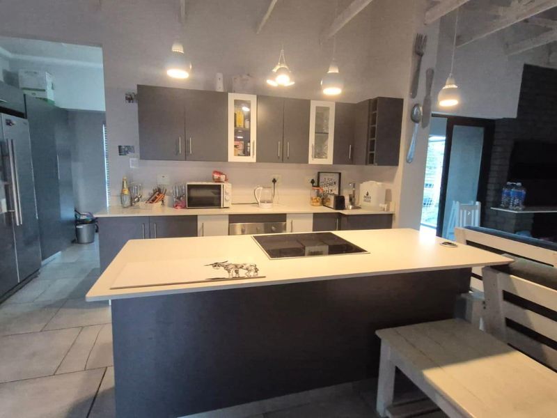 Stunning family home in Sought after area in Seemeeu Park - Photo 5