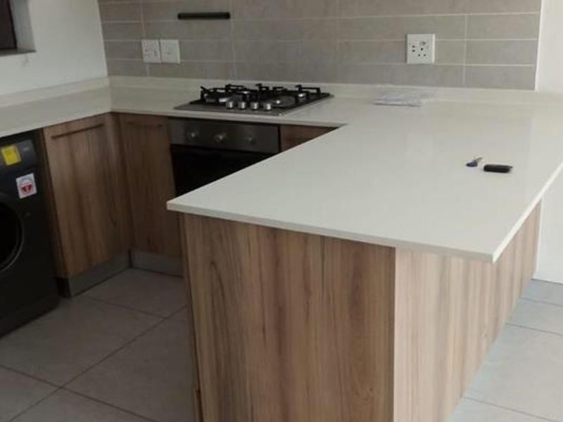 One Bedroom Apartment for Sale in Modderfontein - Photo 9