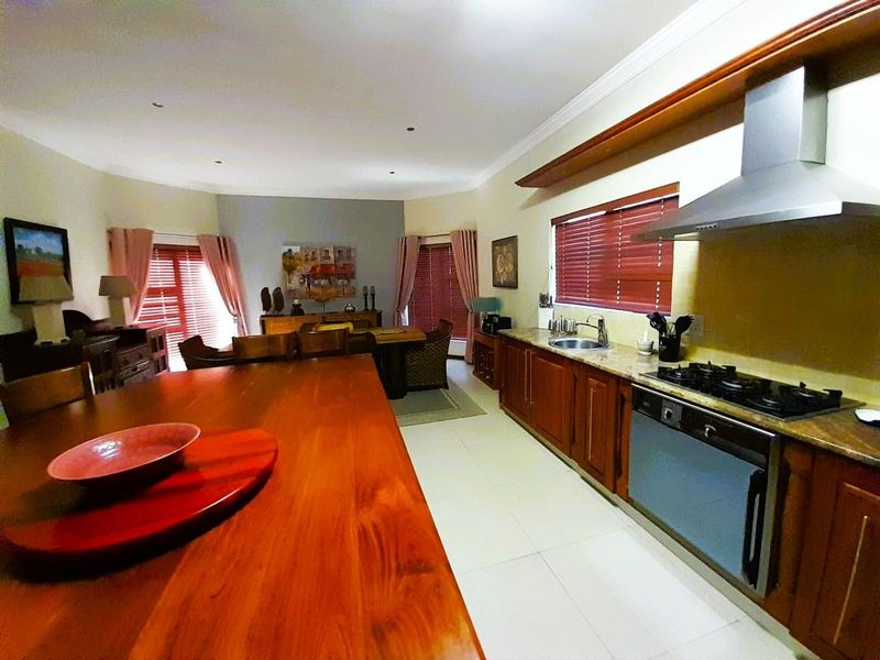 A STYLISH HOUSE WITH FLAT PERFECTLY SITUATED!! - Photo 9