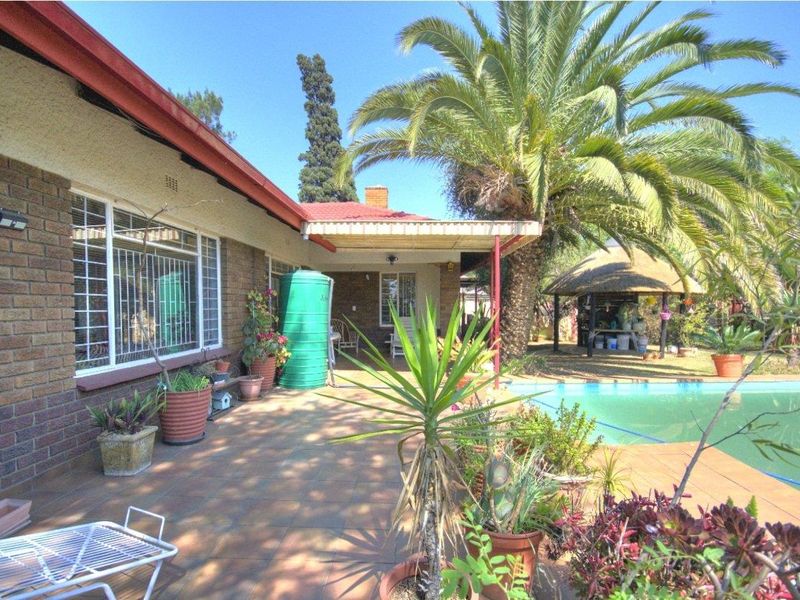 Brackenhurst proper meyersdal side family home - Photo 7