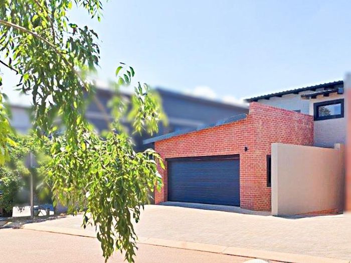 Property #2339213, House Sold in Olympus AH