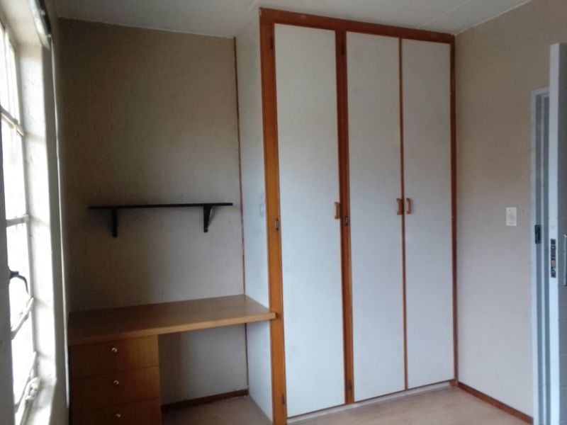 3 Bedroom Apartment Flat for Sale in East Rand Mall Boksburg - Photo 10