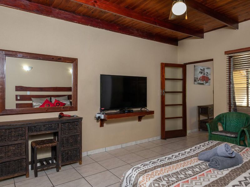 REDUCED !!! 2 bedrooms Apartment in ST LUCIA - Photo 4
