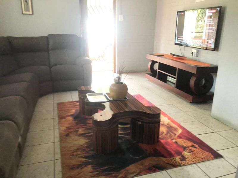 Family Home in Mobeni, Durban with Ample Space and Security - Photo 8