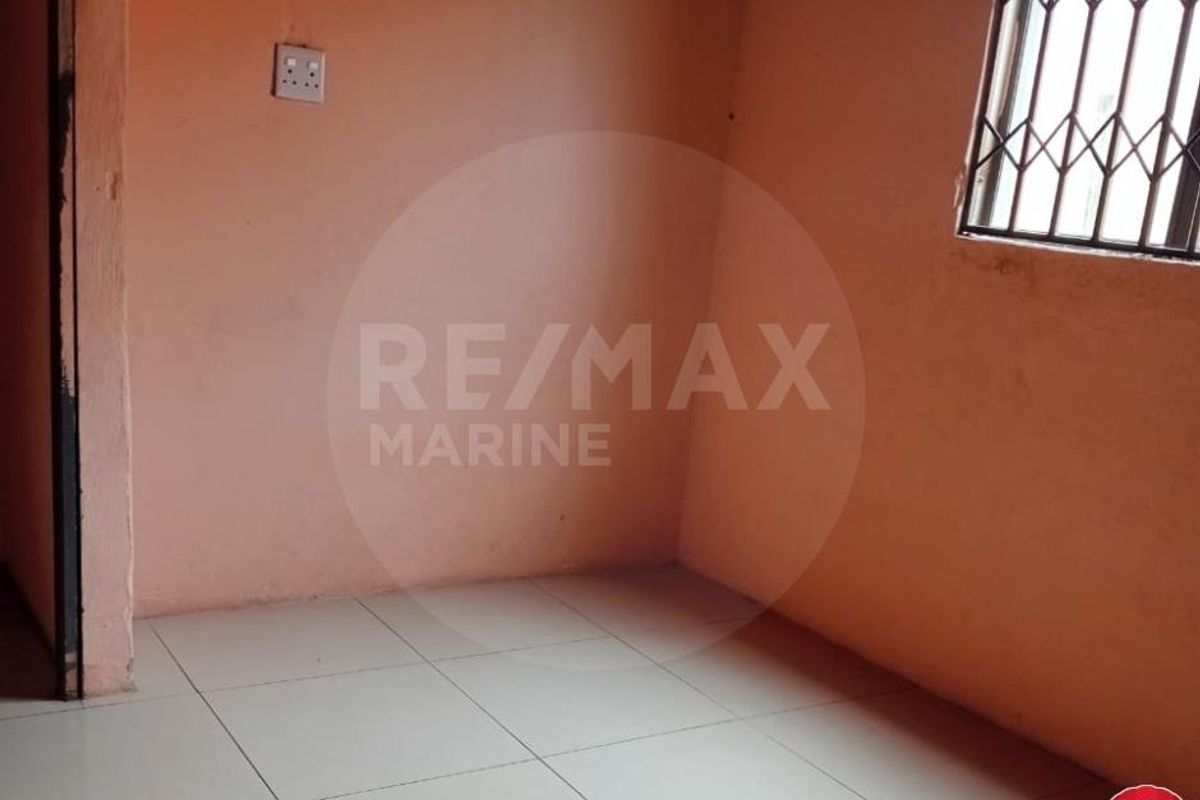 Charming 3-Bedroom Home for Sale in Esikhawini – Pet Friendly and Full of Potential! - Photo 3