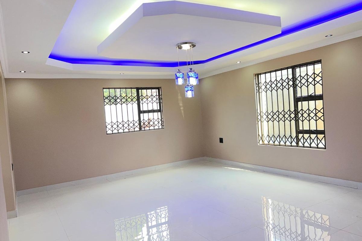 2 Bedroom House to Rent in Edleen Kempton park - Photo 4
