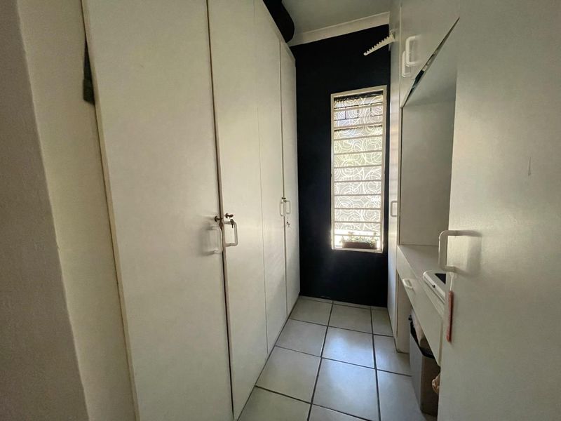 1 Bedroom Freestanding House - Including water, sewerage & refuse - Photo 7