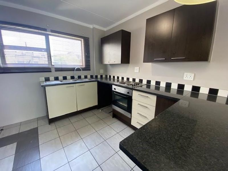 Secure, Stylish Living in The Paddocks – 2-Bed Opportunity - Photo 3