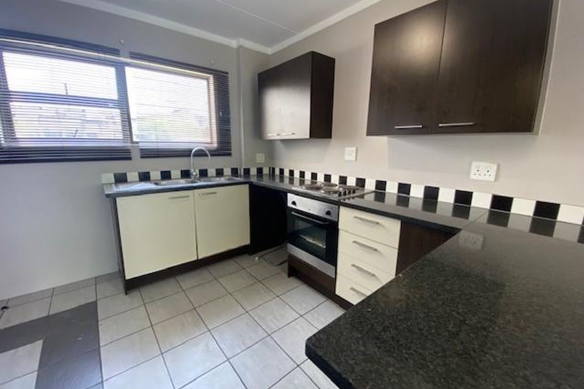 Secure, Stylish Living in The Paddocks – 2-Bed Opportunity - Photo 3