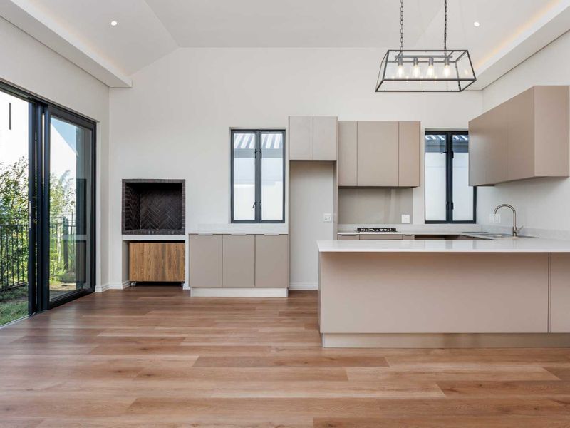 Modern Winelands Living in a Thoughtfully Designed Three-Bedroom Home - Photo 3