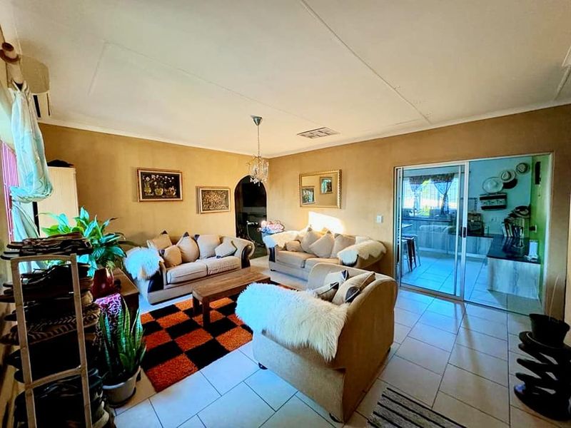 OKAHANDJA | VEDDERSDAL | - Photo 1