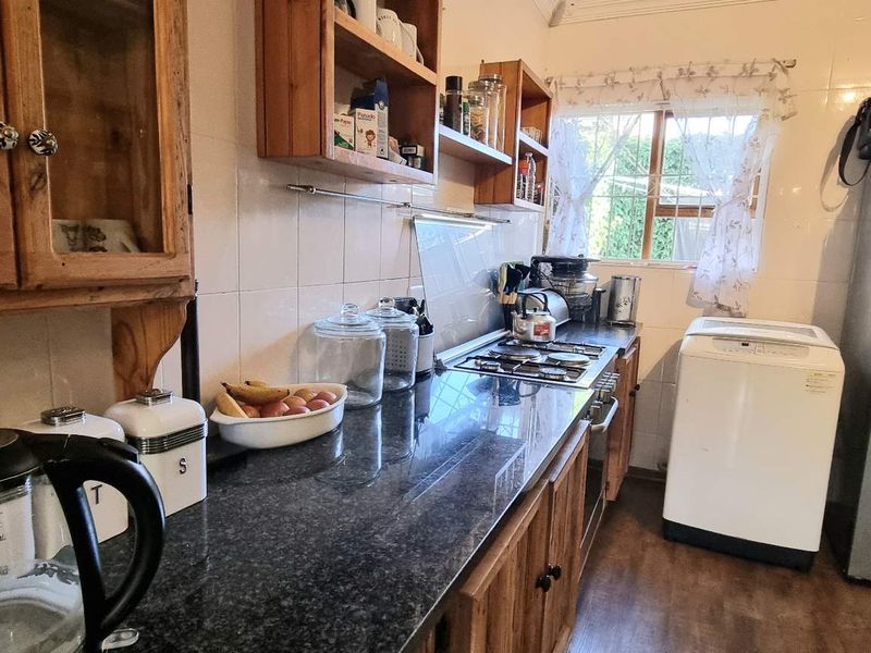 COMFORT, SPACE AND OPPORTUNITY KNOCKING - Photo 10