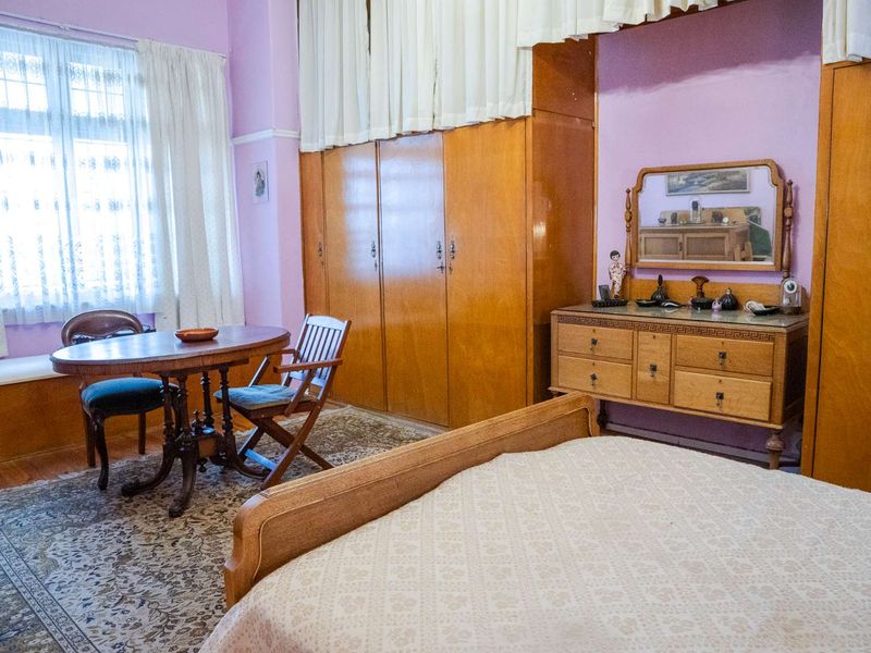 Heritage Charm with Table Mountain & Lion’s Head Views in Vredehoek - Photo 9