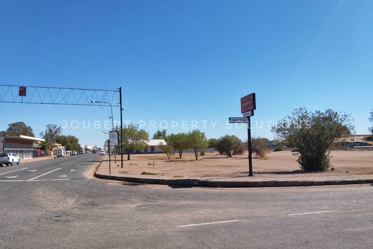PRIME LOCATED ERF FOR SALE IN MARIENTAL - NAMIBIA - Photo 2