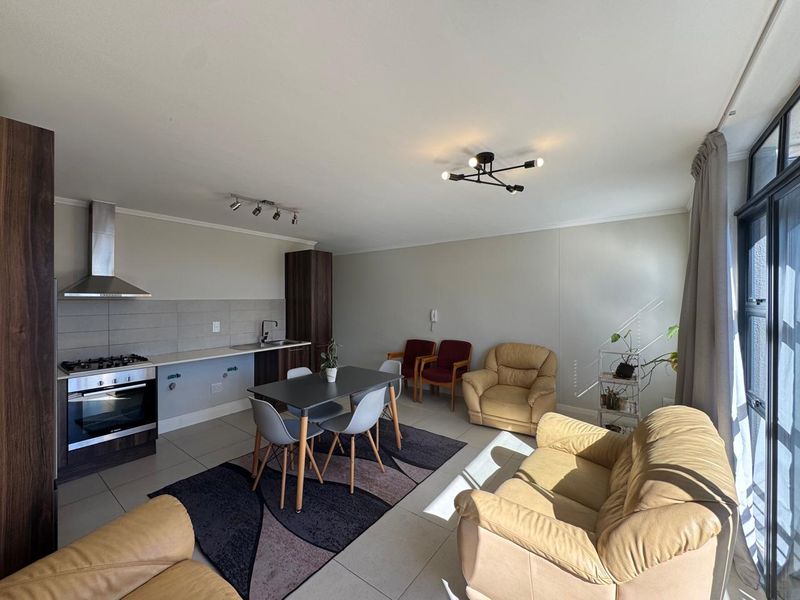 Executive one bedroom apartment in Century City - Photo 4