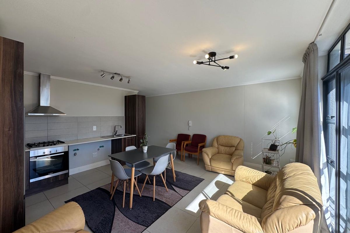 Executive one bedroom apartment in Century City - Photo 4