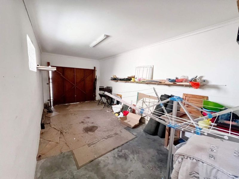 Warm & Inviting - Photo 7