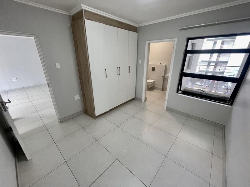 Hendra - Modern Pet-Friendly Apartment to Rent in Sought-After Umhlanga Ridge - Photo 8
