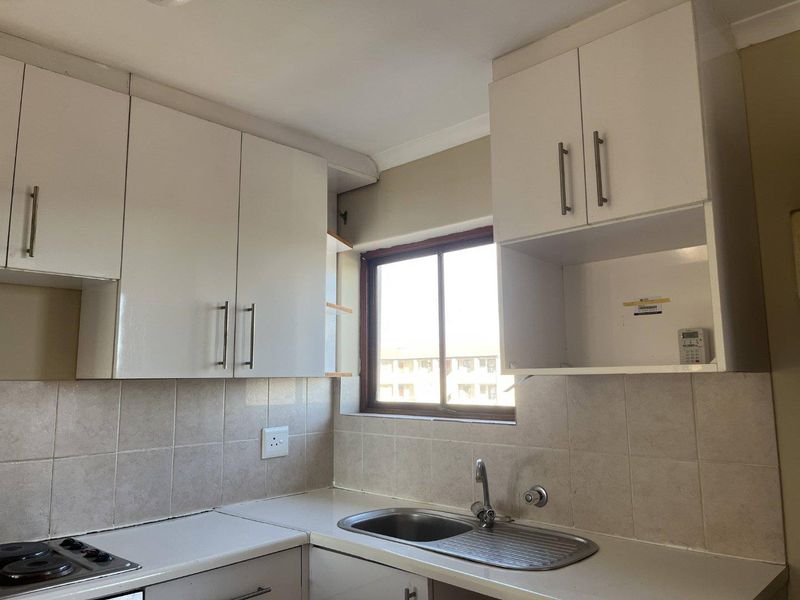 Two bedroom Apartment - Photo 6