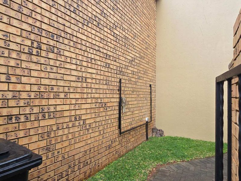 Spacious First-Floor Living in The Wilds Estate – Comfort, Security & Lifestyle - Photo 5