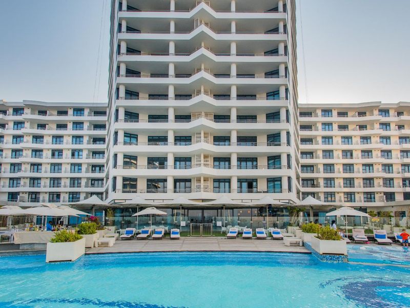 .5 BEDROOM/ 1 BATHROOM STUDIO APARTMENT FOR SALE at the Pearls of Umhlanga®️ - Photo 5