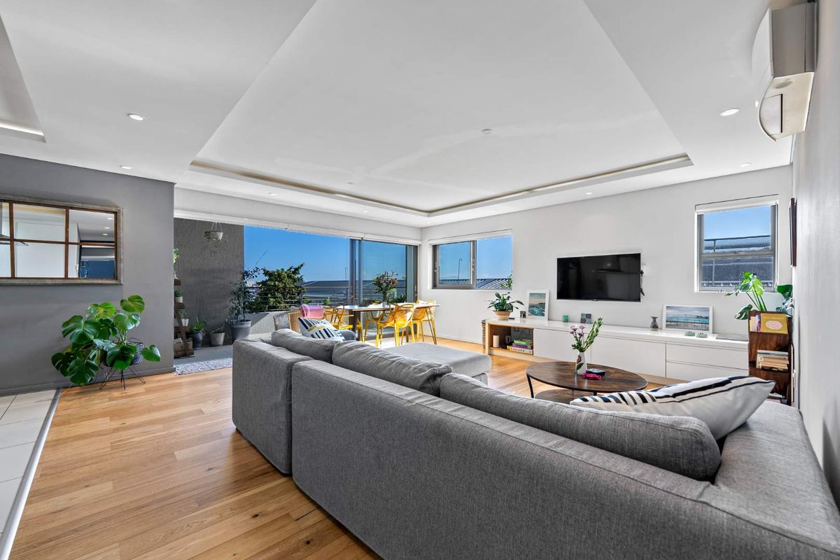 Sun Light, Ocean Views and Top Floor! - Photo 4