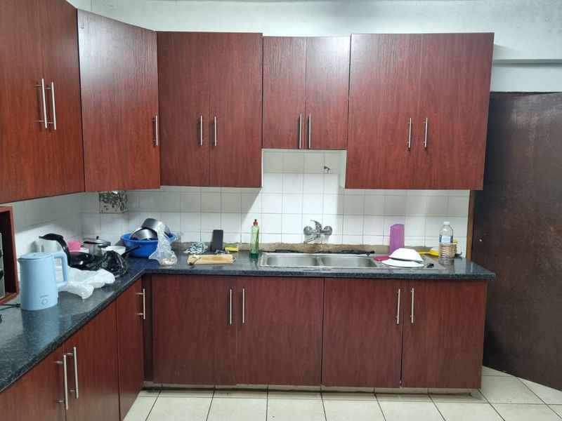 Investment  opportunity Apartment in Southernwood - Photo 3